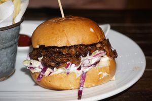 Vegan pulled pork BBQ burger at Veganerie Concept - Benjasiri Park in Bangkok