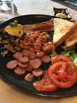English Breakfast at Veganerie Concept - Benjasiri Park in Bangkok