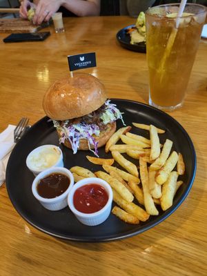BBQ pulled pork burger at Veganerie Concept - Benjasiri Park in Bangkok