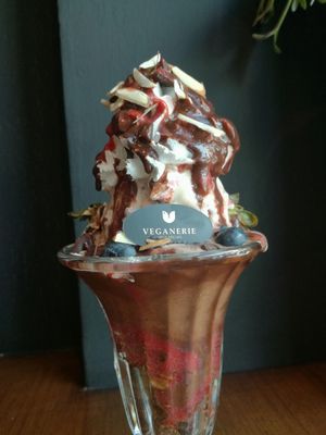 sundae at Veganerie Concept - Benjasiri Park in Bangkok