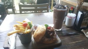 Mushroom burguer, brownie shake at Veganerie Concept - Benjasiri Park in Bangkok