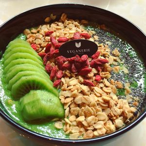 Green & Fresh smoothie bowl at Veganerie Concept - Benjasiri Park in Bangkok