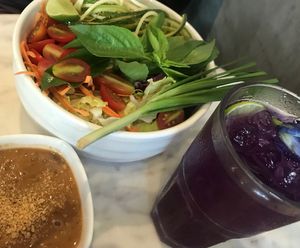 Raw Pad Thai at Veganerie Concept - Benjasiri Park in Bangkok