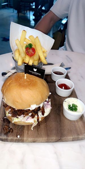 Jackfruit burger  at Veganerie Concept - Benjasiri Park in Bangkok