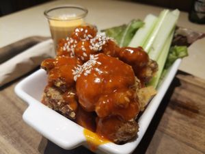 Vegan cauliflower wings at Veganerie Concept - Benjasiri Park in Bangkok