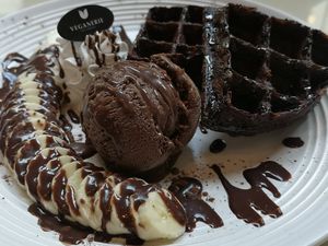 Chocolate banana waffles at Veganerie Concept - Benjasiri Park in Bangkok