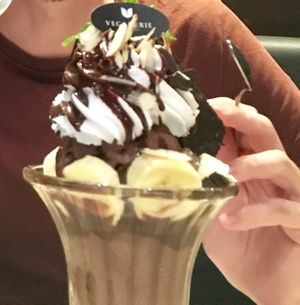 Banana Chocolate sundae at Veganerie Concept - Benjasiri Park in Bangkok