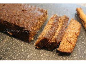raw bread at La Farm Veg in Medellin