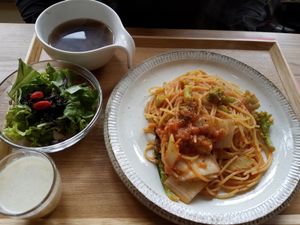 Tomato spaghetti lunch set at Musubi Cafe in Kyoto