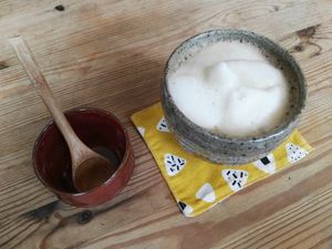 hojicha latte at Musubi Cafe in Kyoto