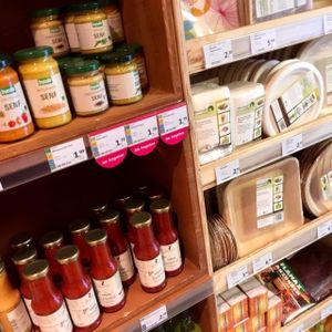 inside at denn's Biomarkt - Severinstrasse in Cologne