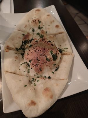 Vegan garlic bread at Feca in Stockholm