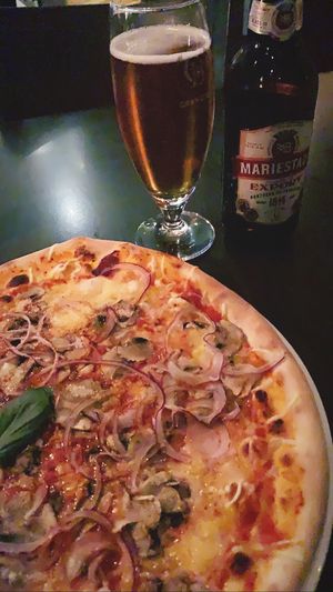 Pizza Bio (mushrooms, onions, veg. mozarella) at Feca in Stockholm