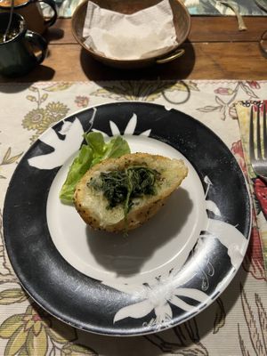 Bolinho espinafre e chia ❤️  at Emporio com Arte in Foz Do Iguacu