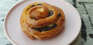 Cinnamon raisin roll at The Broca in South East London