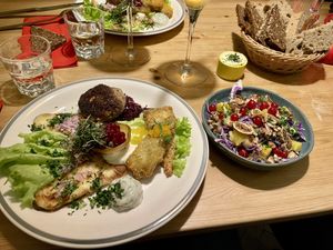 Christmas menu, main and salad  at Urten in Copenhagen