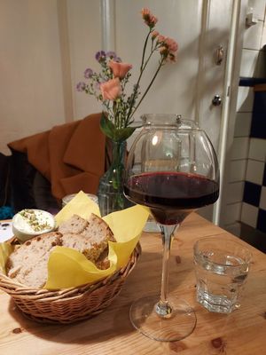 House wine by the glass at Urten in Copenhagen