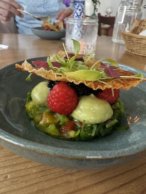 Mango tartare  at Urten in Copenhagen