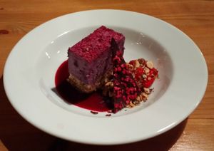 Vegan Red Berry Cheesefake at Urten in Copenhagen