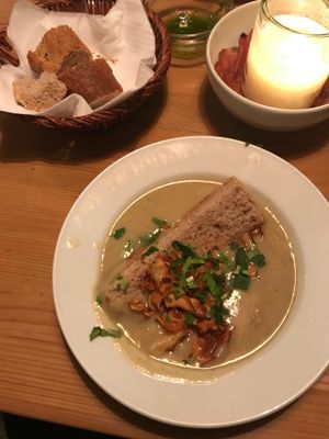 Earth apple soup at Urten in Copenhagen