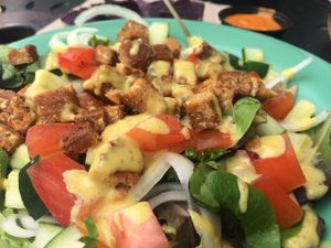 hunny mustard salad at Dandelion Community Cafe in Orlando