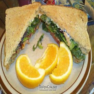 'Fakin, Lettuce & Tomato' (with tempeh) at Dandelion Community Cafe in Orlando