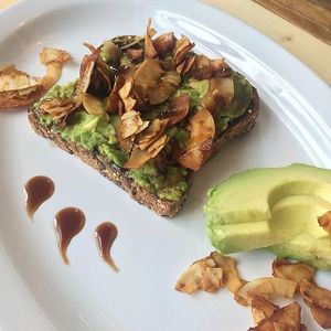 Avocado toast at Urban Beets Cafe & Juicery in Milwaukee