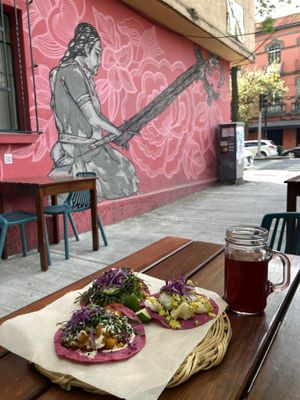 Tofu, cauliflower and curry taco’s at La Pitahaya Vegana in Mexico City
