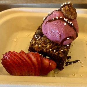 brownie to go  at La Pitahaya Vegana in Mexico City