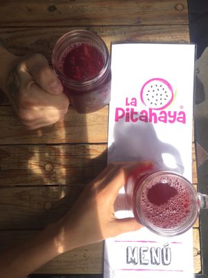 infusion fria de Jamaica :) UMA DELICIA at La Pitahaya Vegana in Mexico City