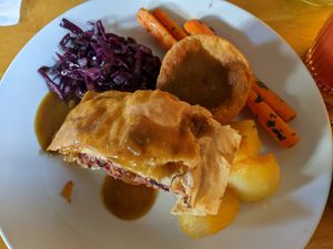 Sunday Roast (Oct 2022) at Cafe Van Gogh in South West London