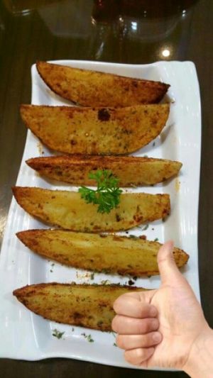 potato wedges at Cheerful Cafe in 