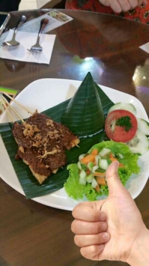 Satay Madura at Cheerful Cafe in 