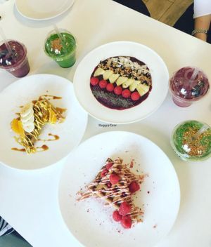 Protein waffles, smoothies, smoothie bowl at The Juice Smith in Cobham