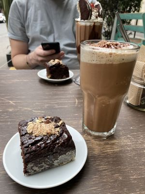 Brownie and mocha frappe at Vegamo Centro in Mexico City