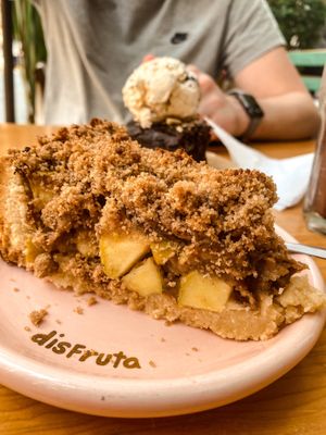 Apple pie at Vegamo Centro in Mexico City