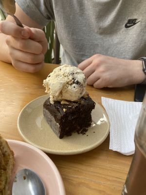 Brownie and ice cream at Vegamo Centro in Mexico City