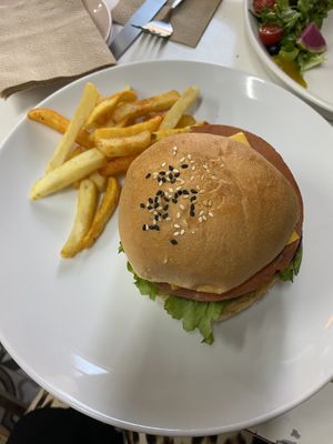 Cheese burger 🍔  at Vegamo Centro in Mexico City