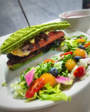 Green Waffle at Vegamo Centro in Mexico City