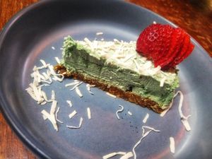 Pay de limón y spirulina at Vegamo Centro in Mexico City