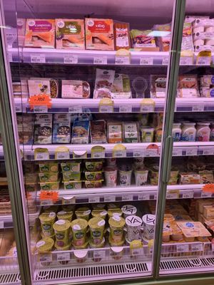 Vegan items in fridge at Biomonde L'Echoppe Bio in Joyeuse