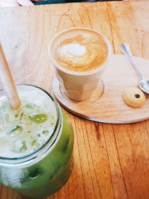 Warrior Juice and Cafe Latte with Almond Milk at Sister Srey Cafe in Siem Reap