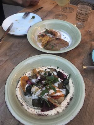 The hummus and baba ganoush🤤☝🏻  at Kanaan in Berlin