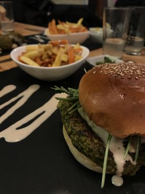 Vegan Hummus Burger with bicolour fries and a lot of hummuuus ! at Kanaan in Berlin