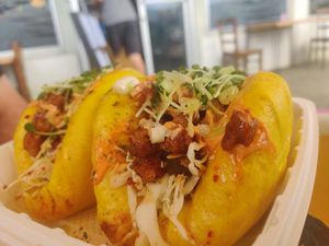 Korean chicken bao at Juicy Brew - Kaimuki in Honolulu