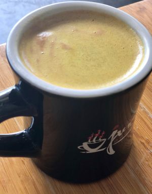 Golden milk latte at Juicy Brew - Kaimuki in Honolulu