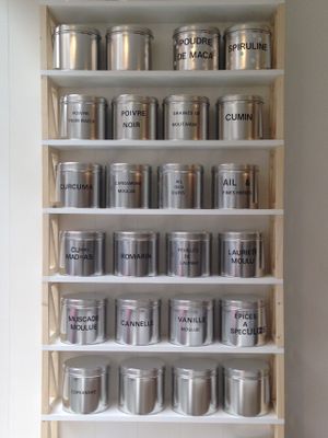 Spices in bulk, everything bio and inexpensive at La Grainerie in Brussels