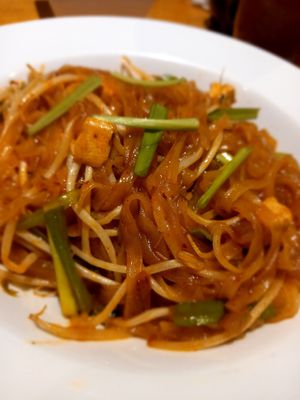 Pad Thai with Tofu (egg removed) at Yummy Thai - 야미타이 in Seoul