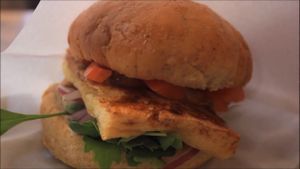 Tofu Burger at Salunpowaku in Minoo