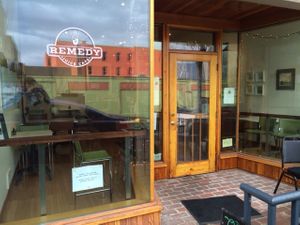 Exterior view of the cafe at Remedy Juice Cafe in Hood River